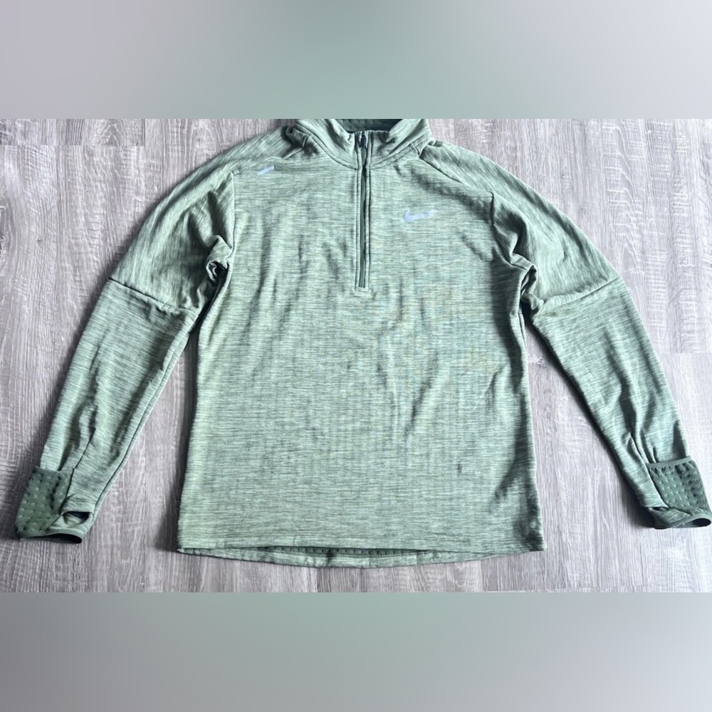 Men’s Nike Spere Element 1/4 zip Thermal green pullover